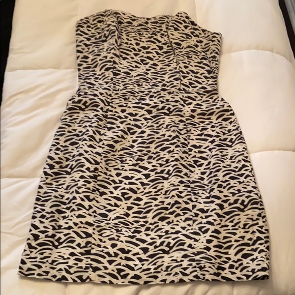 Trendy black and white dress - Picture 2 of 3